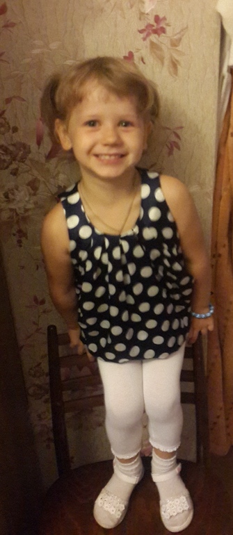 Дорвалась за 3 месяца до компа:)) Фотки Лизы за последние два месяца.