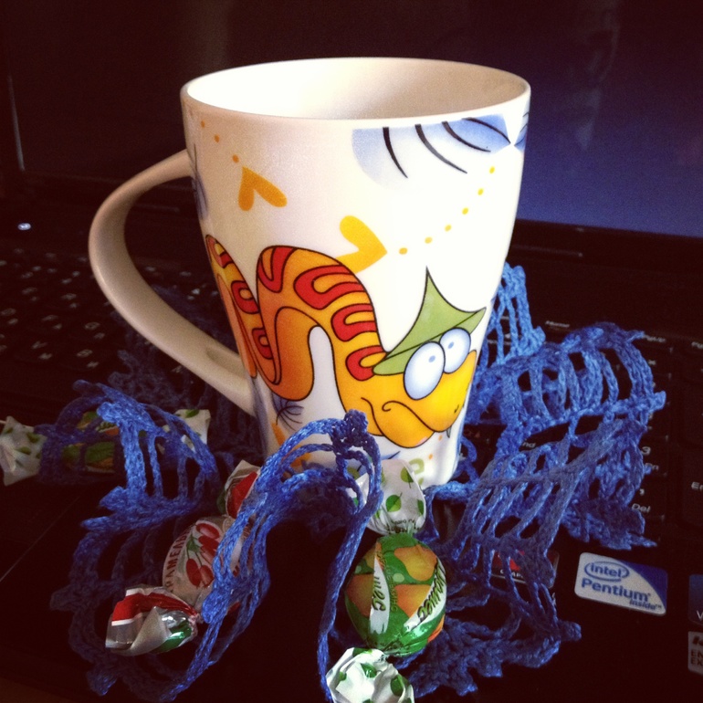 надо же как-то себя развлечь)))