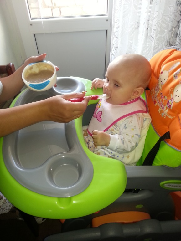 Стул для кормления