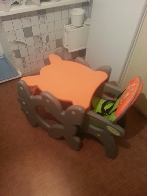 Стул для кормления