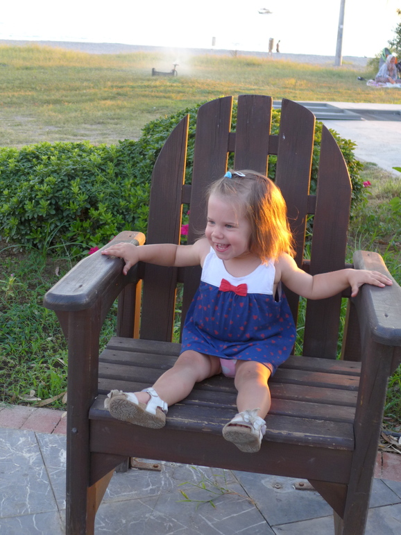 Соне 1 год и 9 месяцев!)