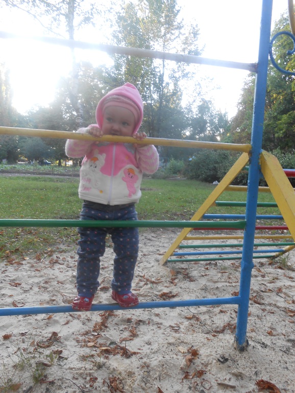 Моей мышке 1 год и месяц)