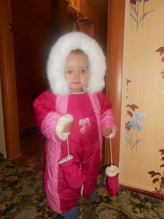 Моей мышке 1 год и месяц)