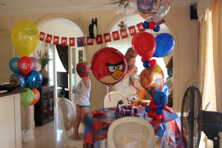 Сыночку 4 годика!!! УРА!!!!