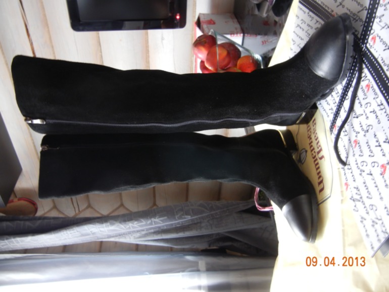 Продам Сапоги женские размер 40