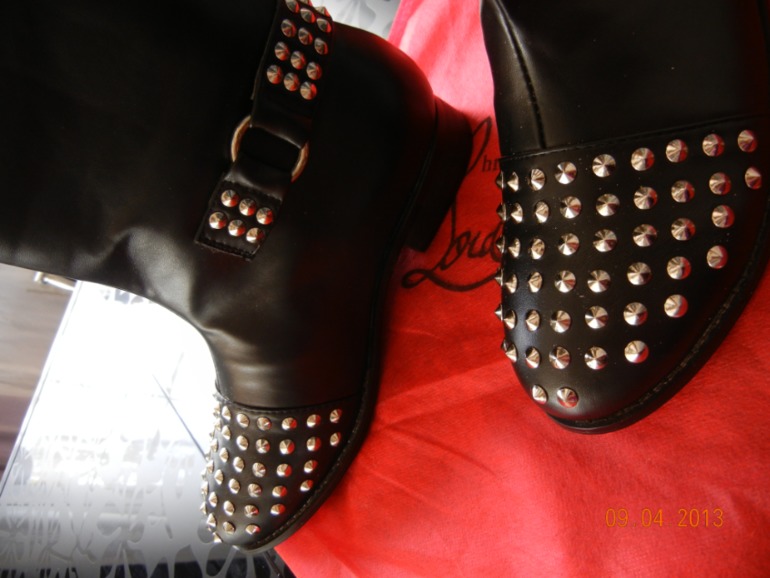 Продам Сапоги женские размер 40