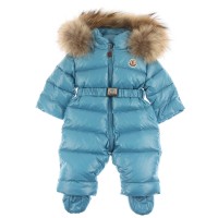 теплые вещички от Французкой фирмы