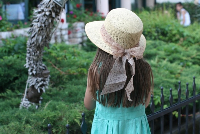 5b744ca7364d8b819af87a720edcb4f3.jpg