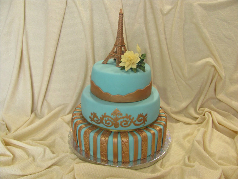 тема Париж...мой первый свадебный тортик
