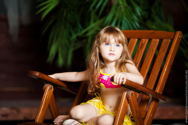 Ева на острове...   :))