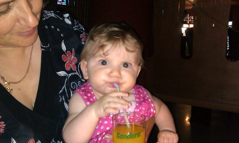 смешнючая тетя моих пацанов)))