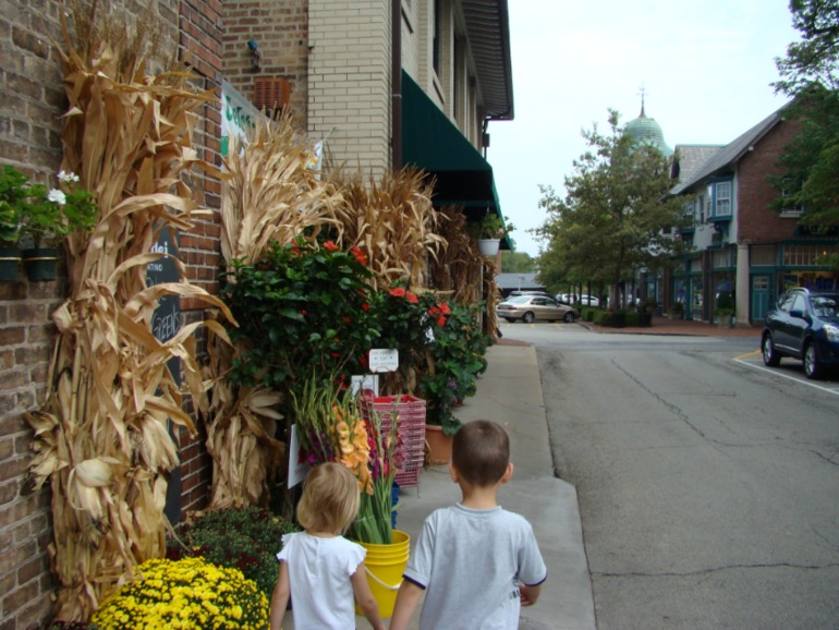 Город белых воротничков.
