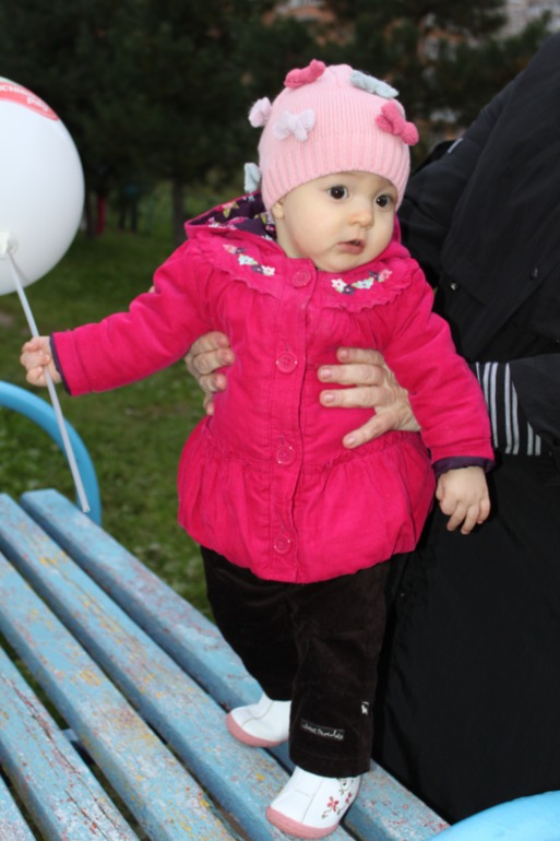 Лерочке-конфеточке 9 месяцев!