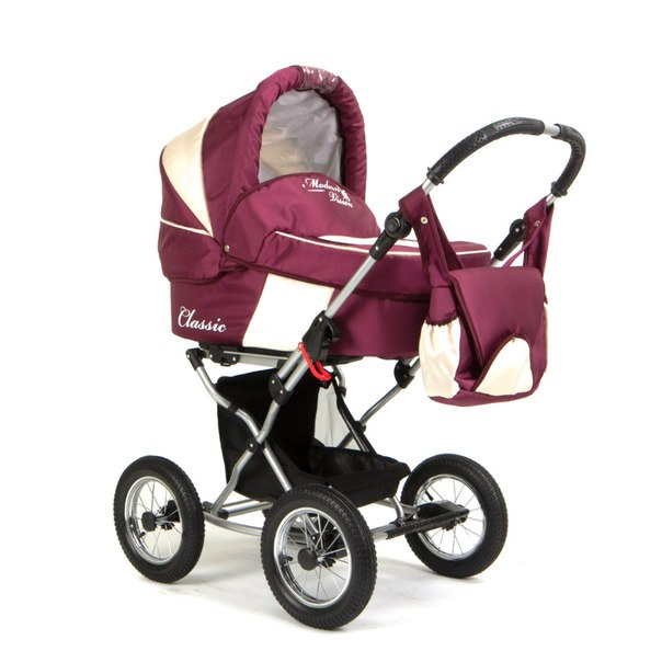 Классическая коляска - первый авто-транспорт для вашего малыша.