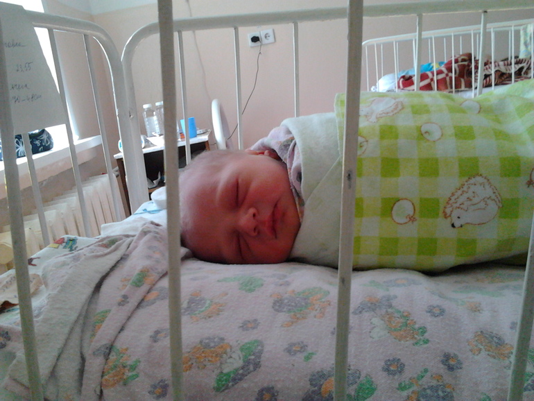 Нашему сыночку месяц!!!