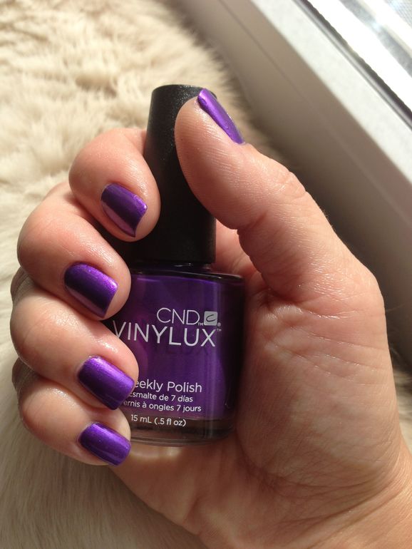 Хвастики по моей закупке Шеллака и парикмахерских принадлежностей.