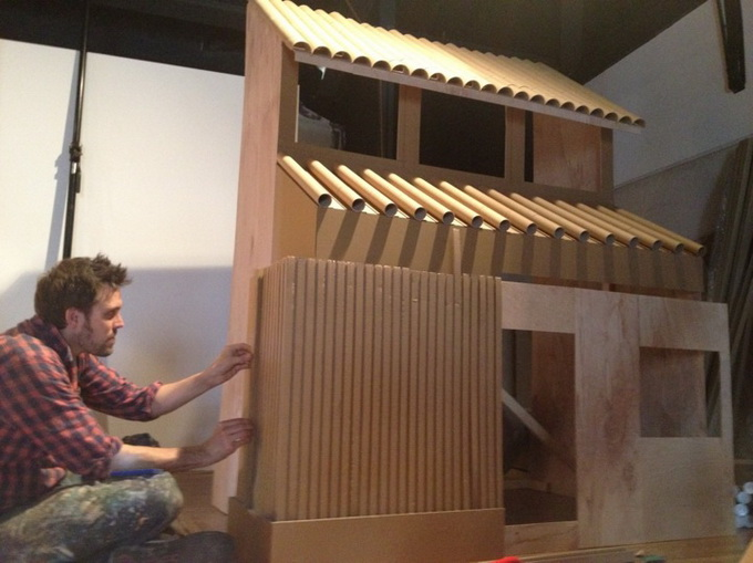 Мастерство из мусора. Играем в картонные коробки!