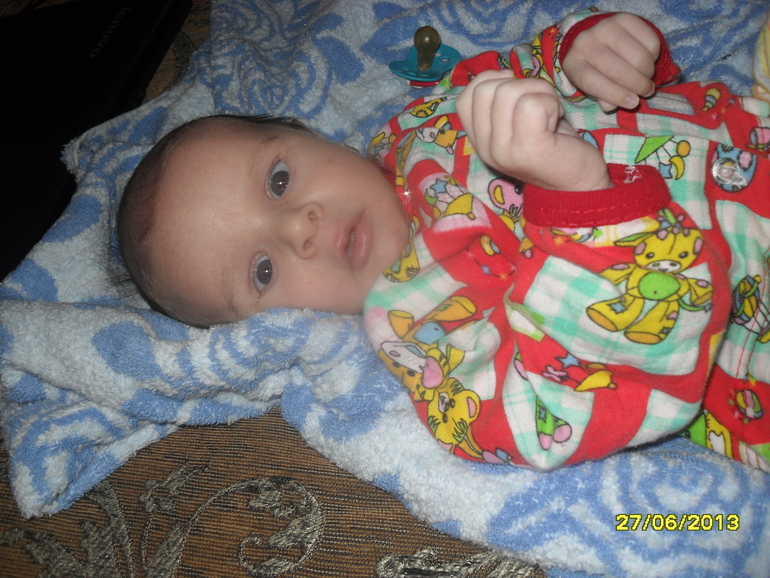 и нам сегодня месяц............урааааааааааа