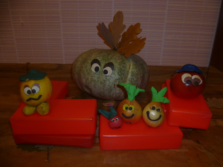 Чиполлино и его друзья