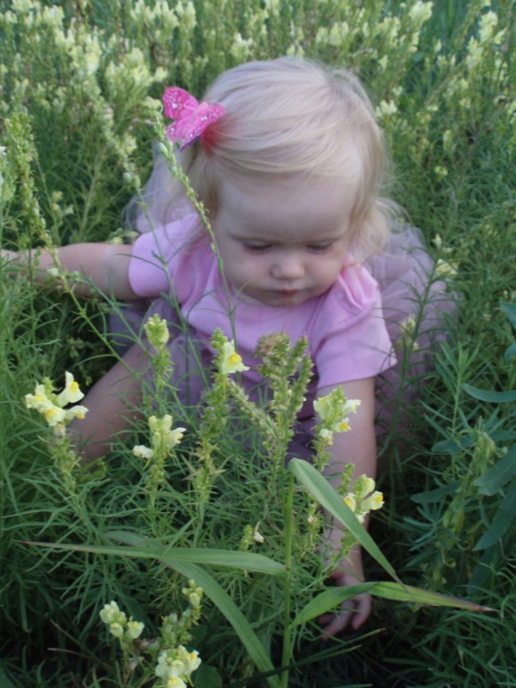 Нам 1 год 1 месяц.