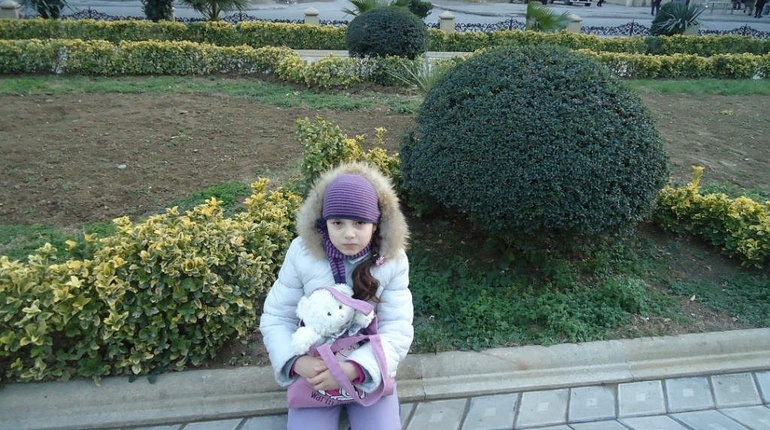 Анечка и Шуана!!! еще малявки.