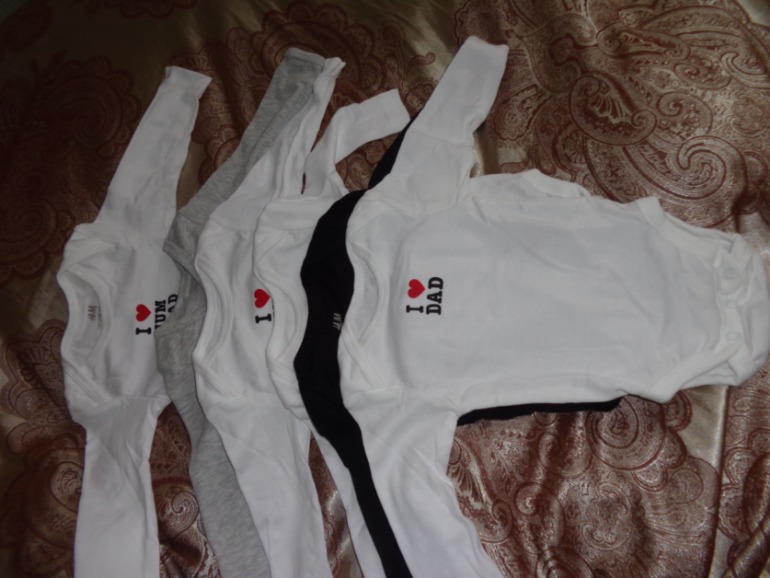 Самые первые вещички для малыша =)